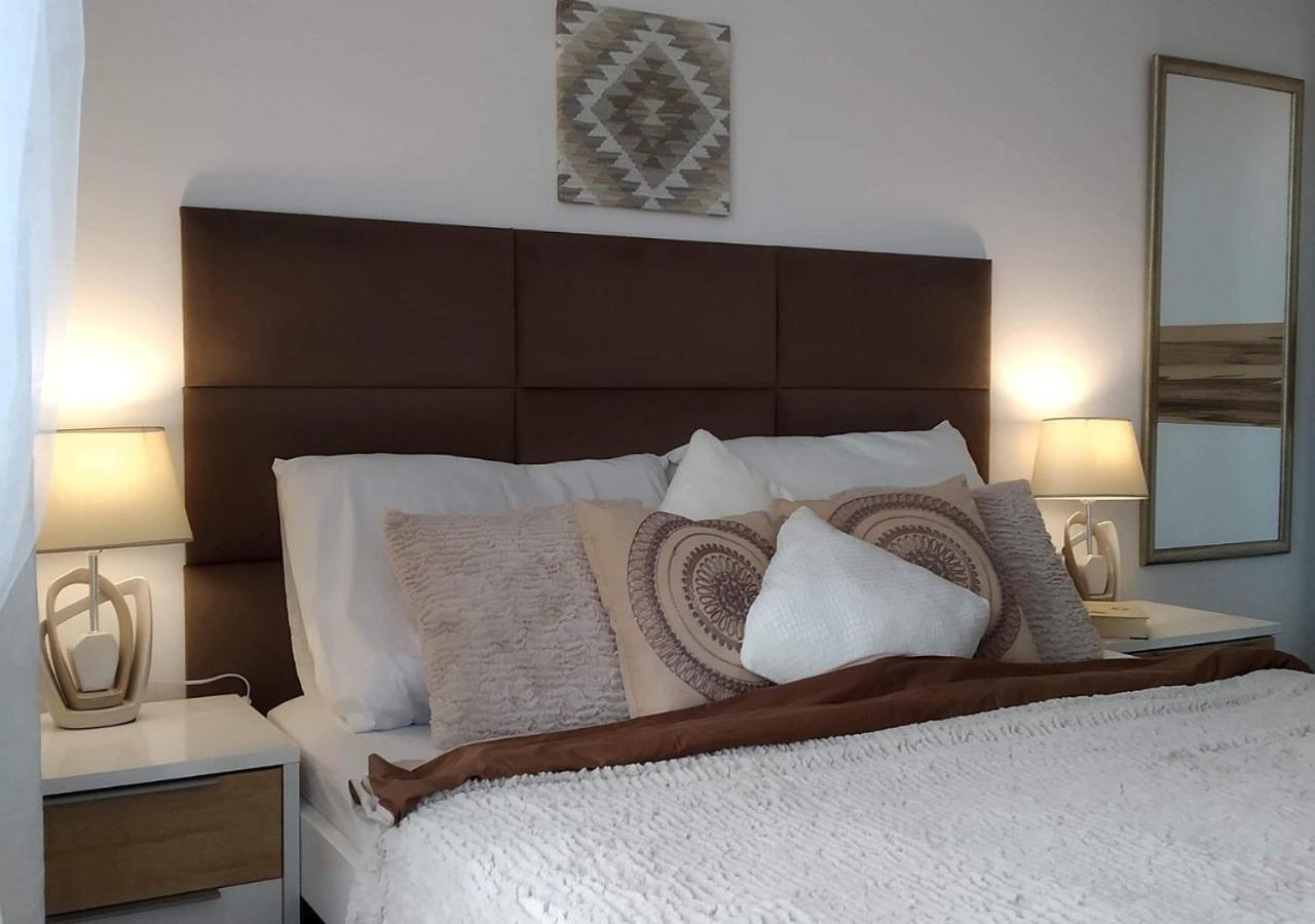 Sunny Penthouse With Roof Gardens Overlooking The Warsaw Palace Of Culture Pruszkow Ngoại thất bức ảnh